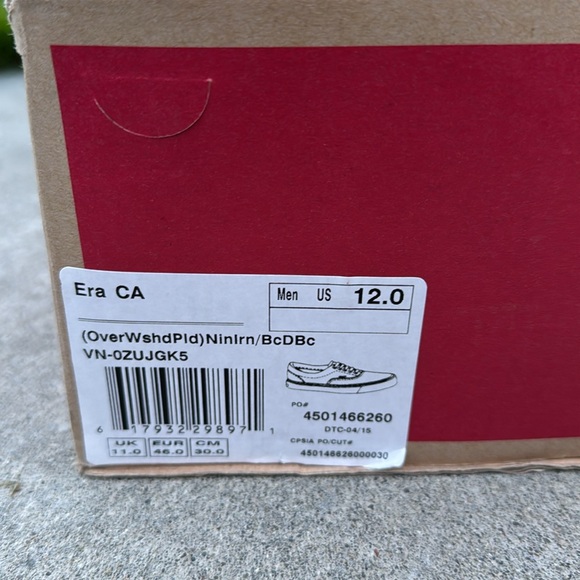 NIB Vans Era CA Lace Up Sneakers - Picture 15 of 16